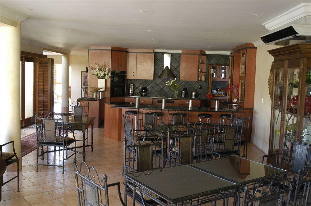 Villa Tuscana By Mantis Port Elizabeth Ngoại thất bức ảnh